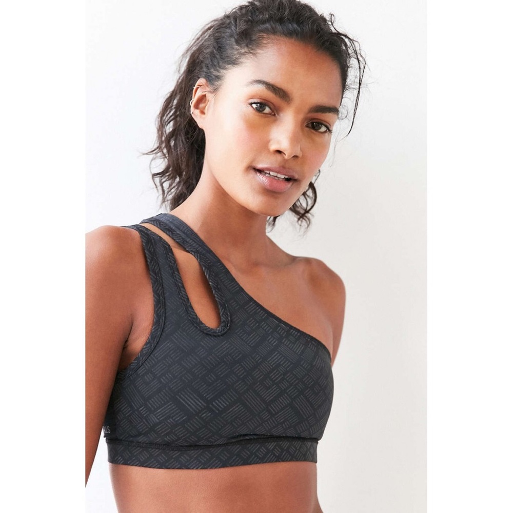 One shoulder sports bra
